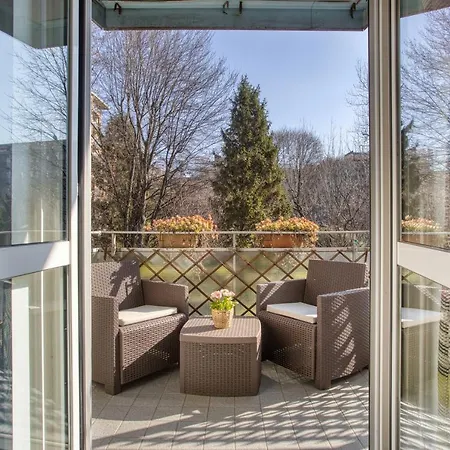 Joivy Delightful Flat With Balcony-2